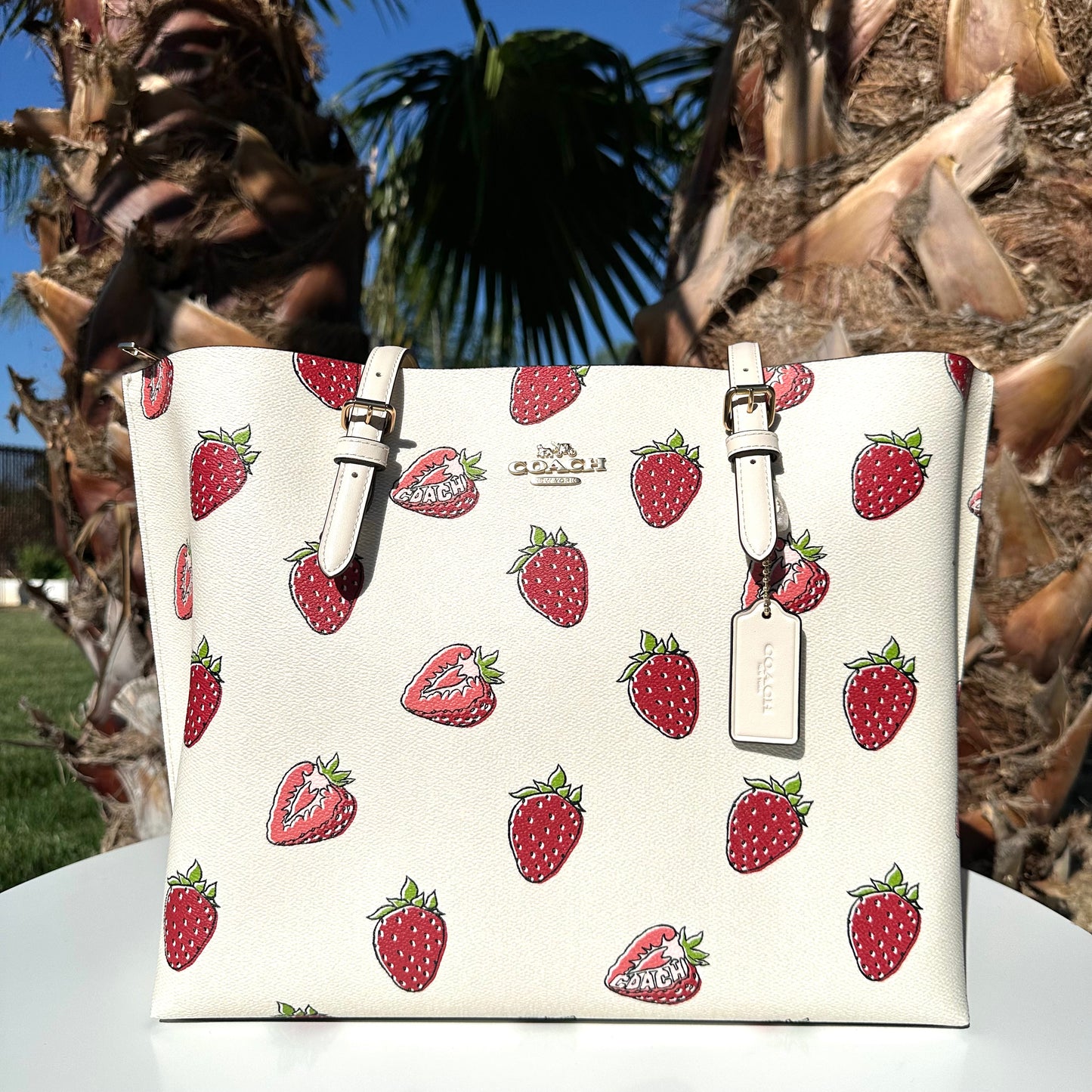 Strawberry Mollie Tote Bag