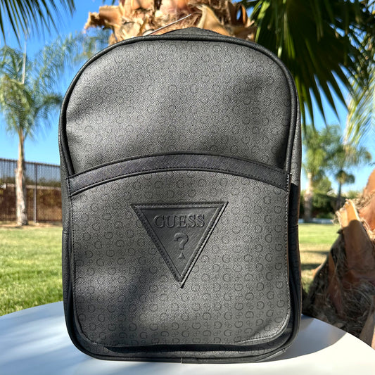 Mochila Guess Monograma